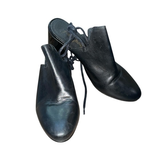 Free People Shoes - Free People Black leather Womens heeled Mules tie on the back